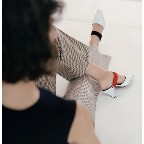 Neous Kitten Cone Heels Open Back EU 39 US 8.5 White Colorblock Suede Straps - Picture 2 of 10